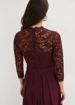 Vestido maxi con encaje
