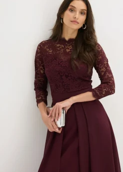 Vestido maxi con encaje