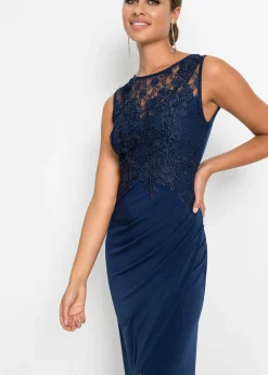 Vestido maxi con encaje
