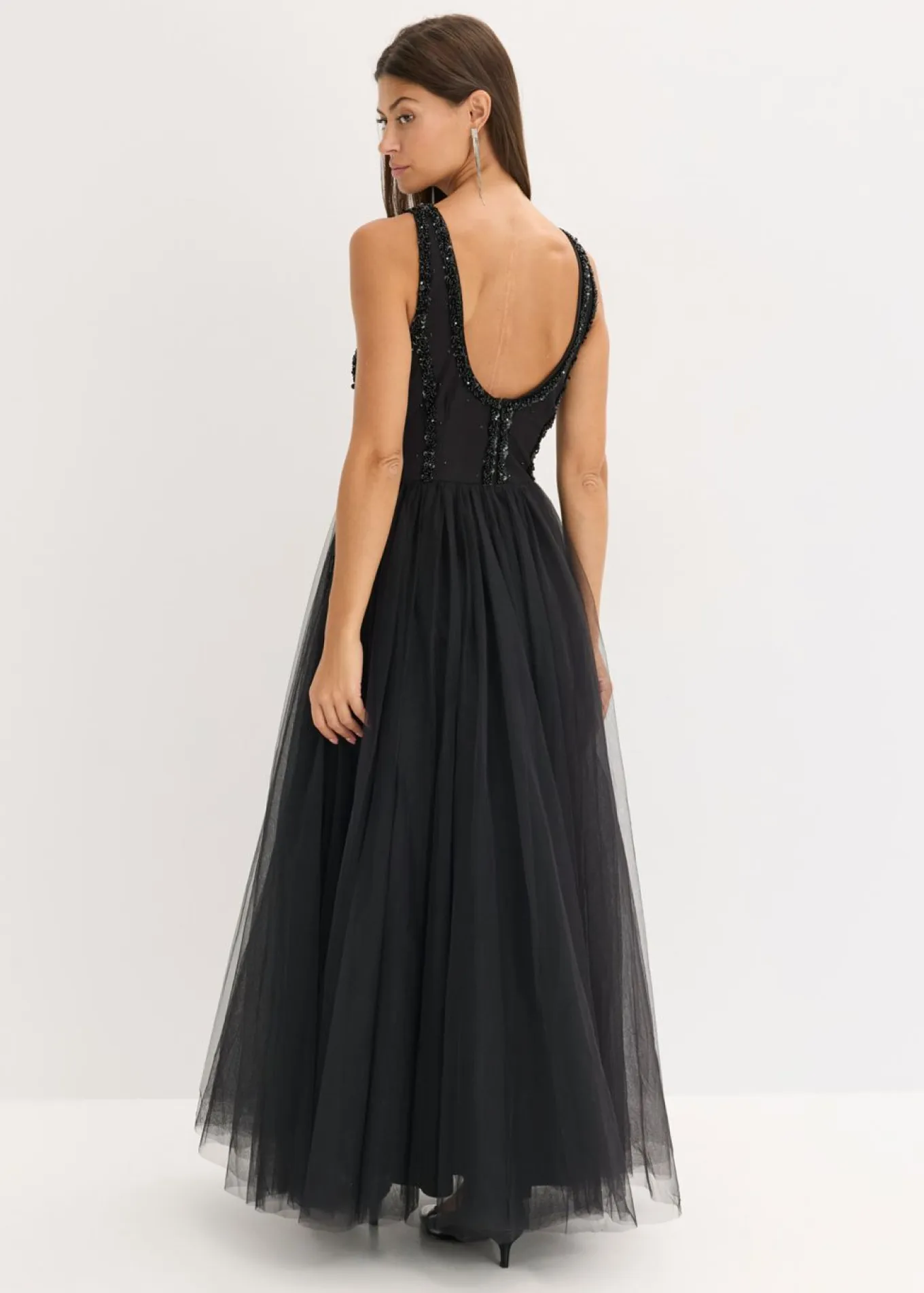 Vestido maxi de tul fino con bordado de lentejuelas