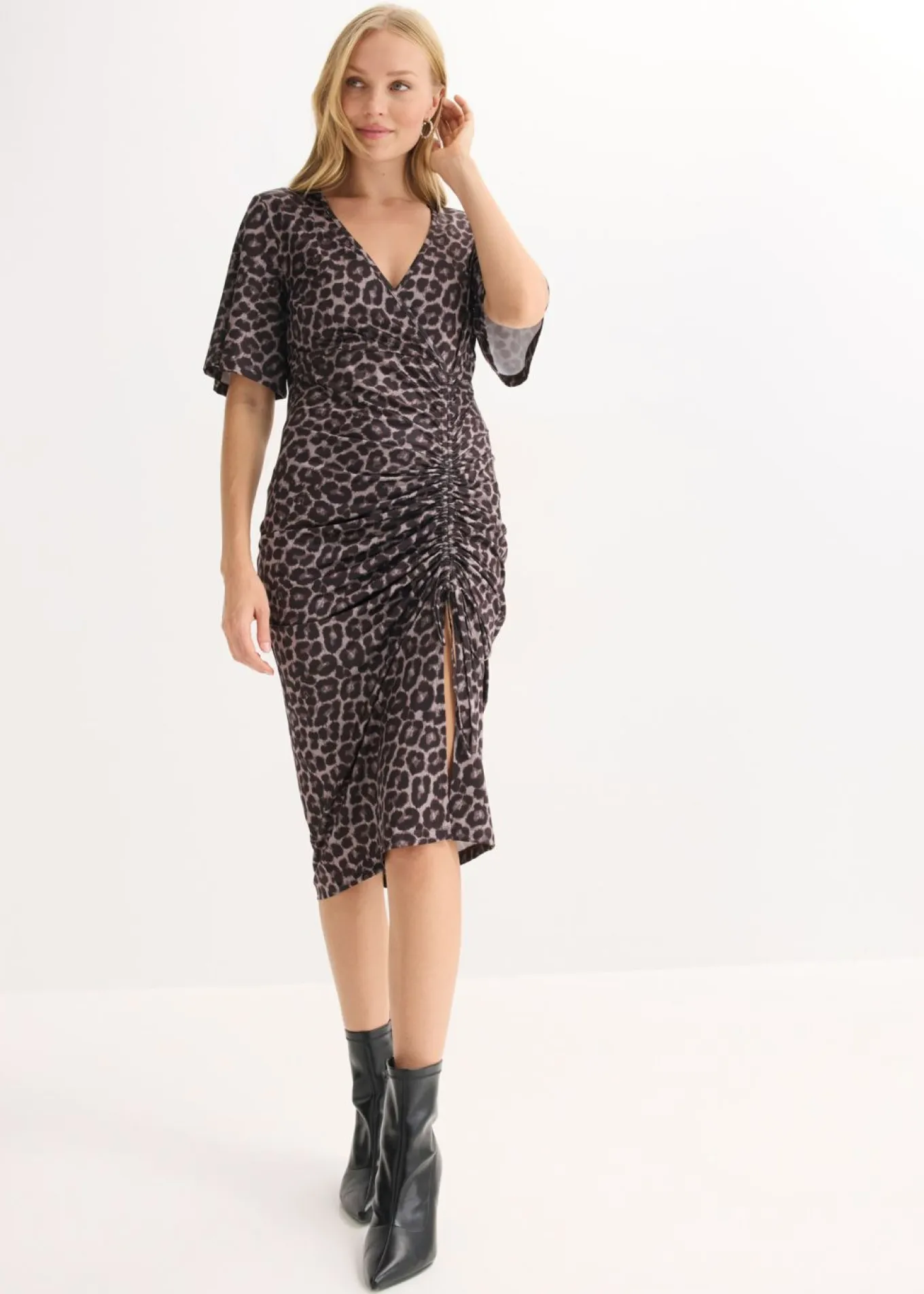 Vestido midi ajustado