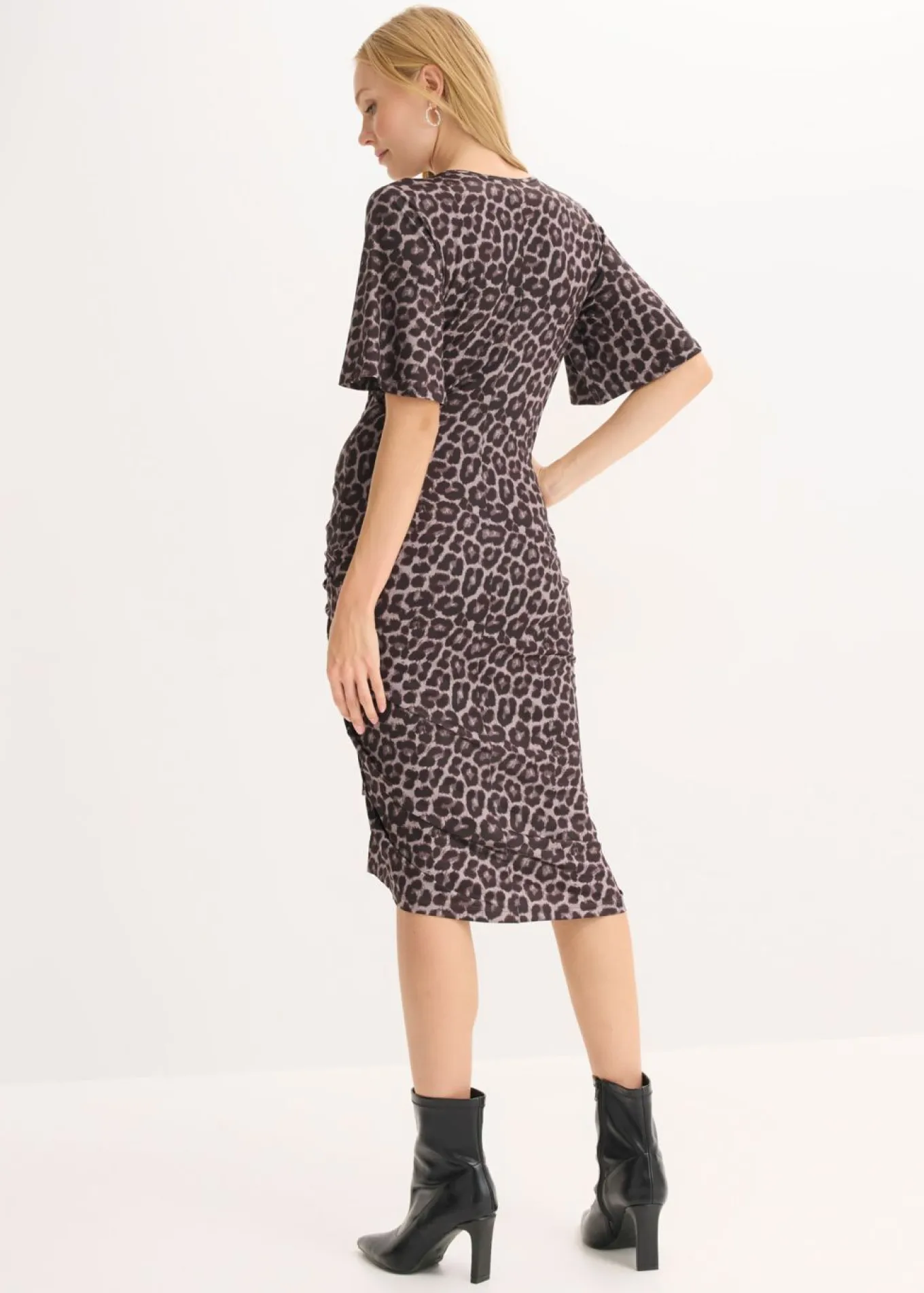 Vestido midi ajustado