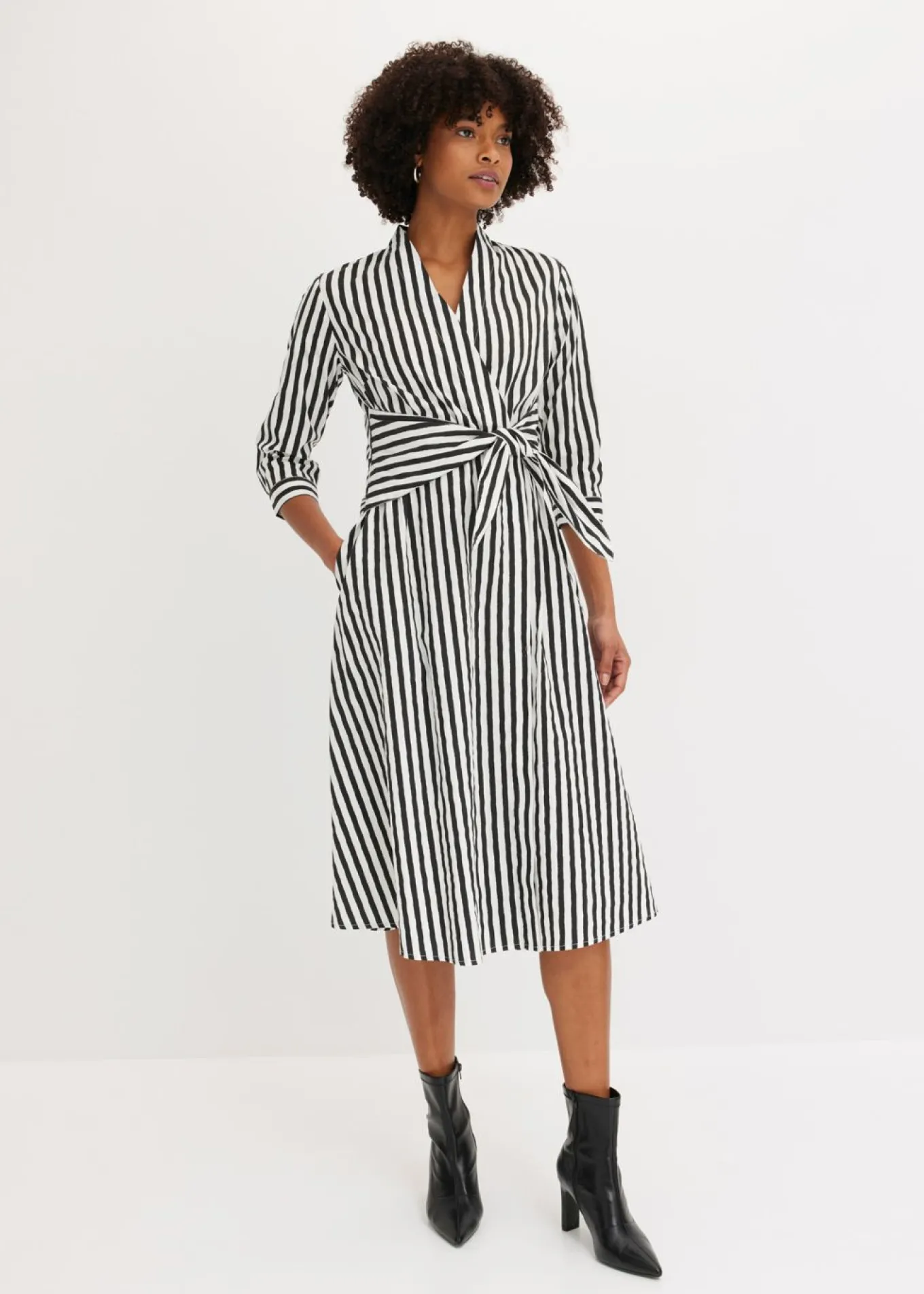 Vestido midi con cordón
