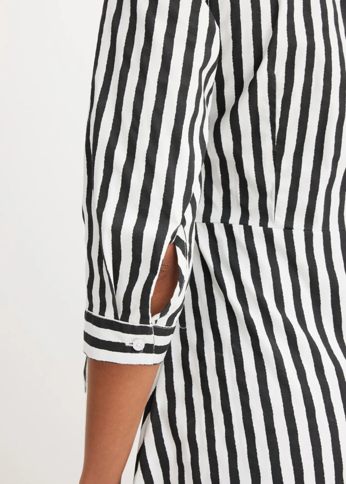 Vestido midi con cordón
