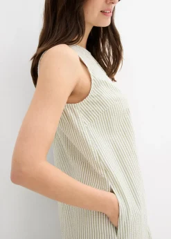 Vestido midi con corte en
