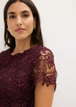 Vestido midi con encaje