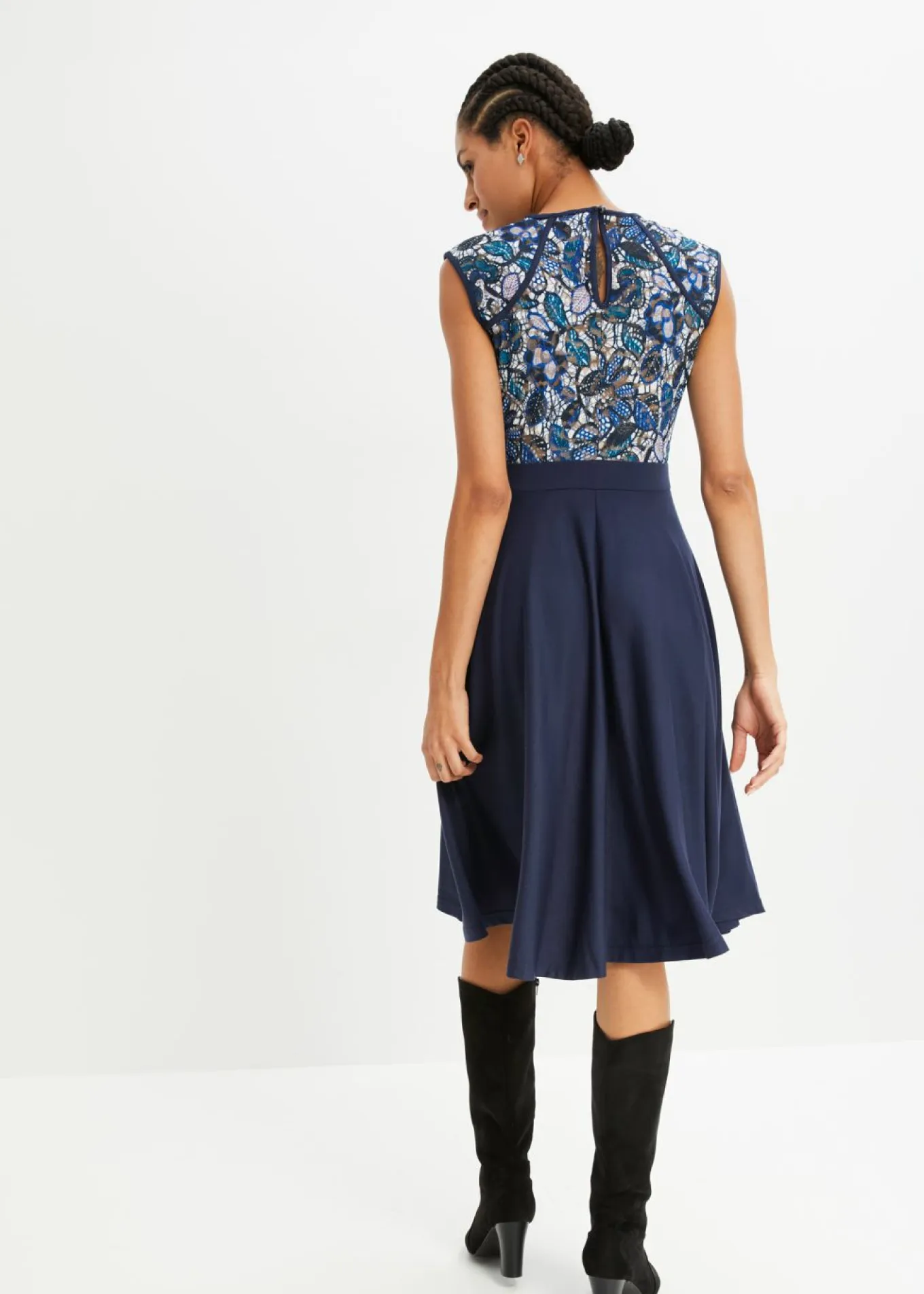 Vestido midi con encaje