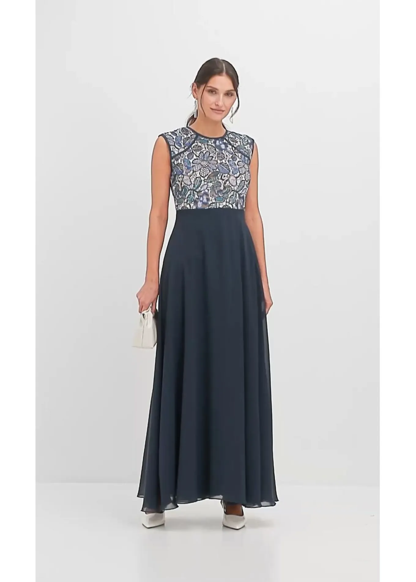 Vestido midi con encaje