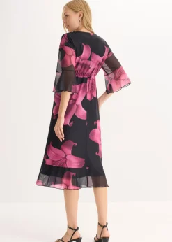 Vestido midi con escote pronunciado