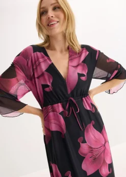 Vestido midi con escote pronunciado