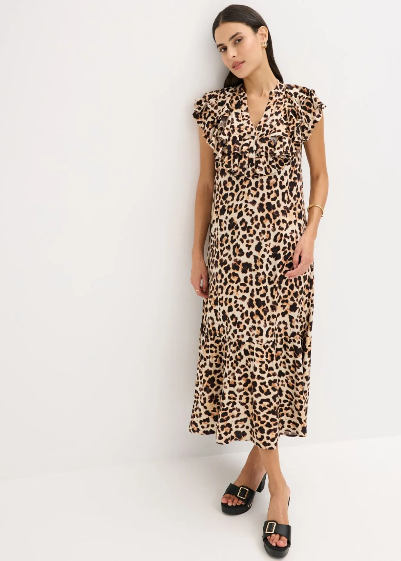 Vestido midi de crepé estructurado con volantes