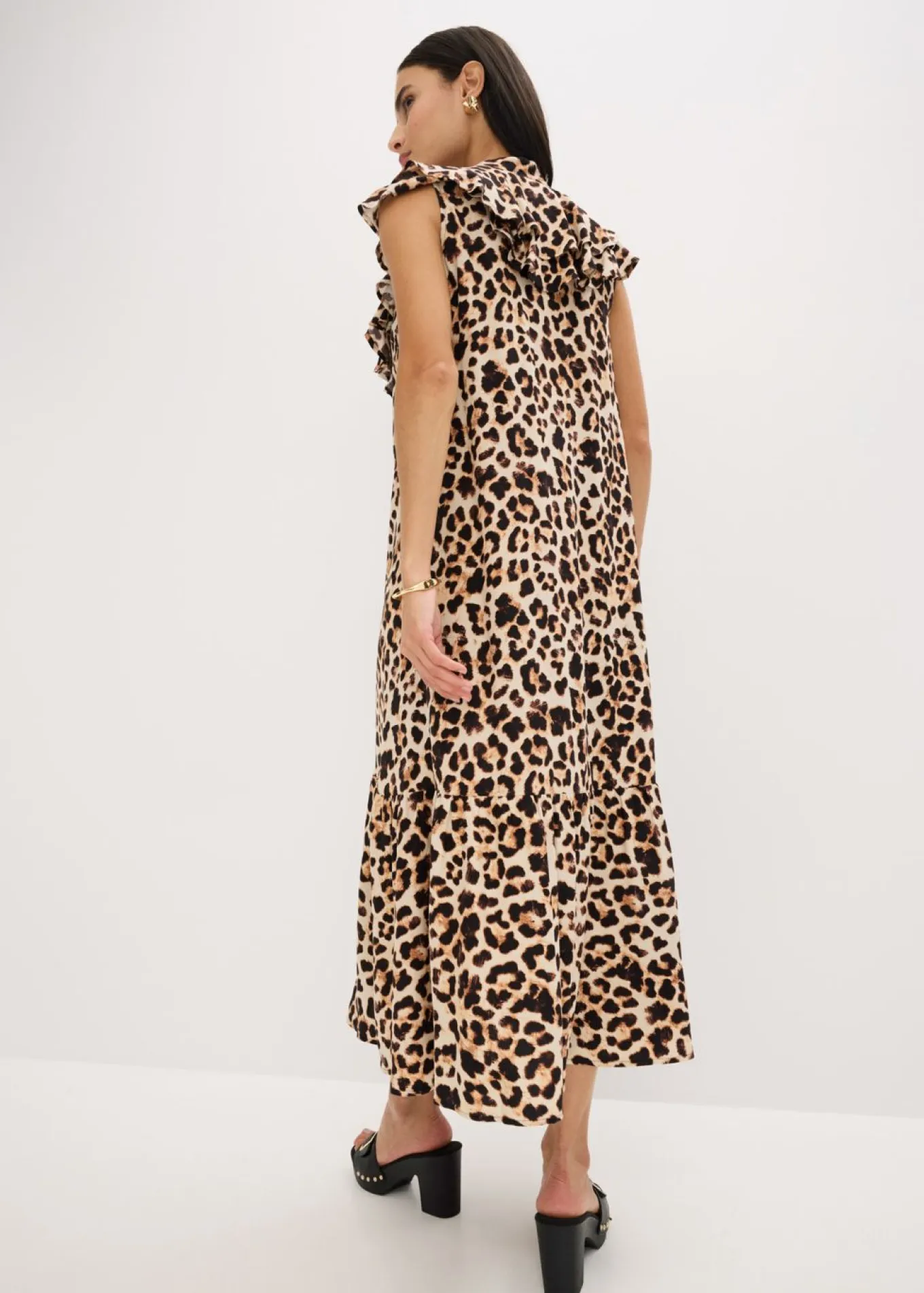 Vestido midi de crepé estructurado con volantes