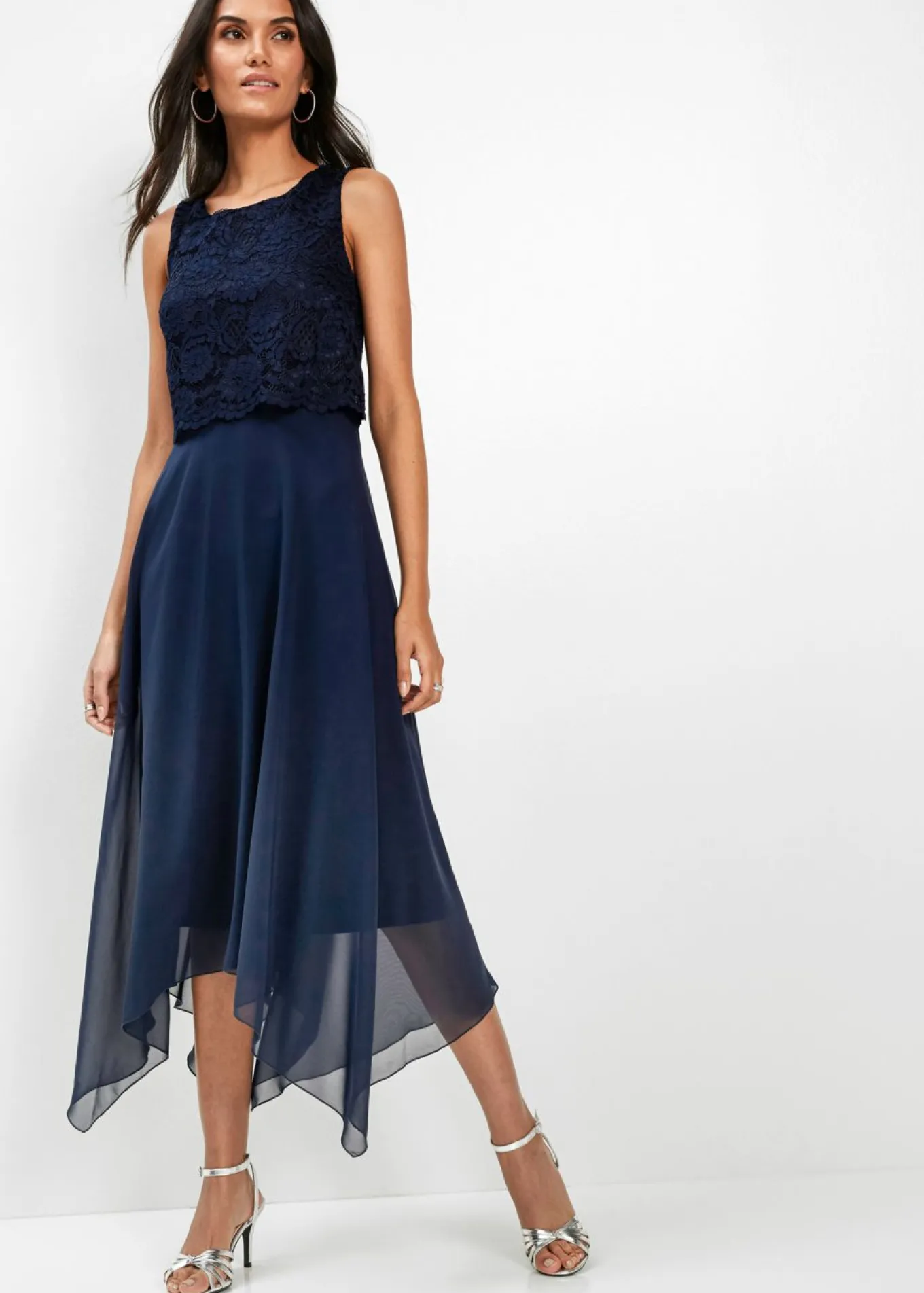 Vestido midi de gasa fina con encaje