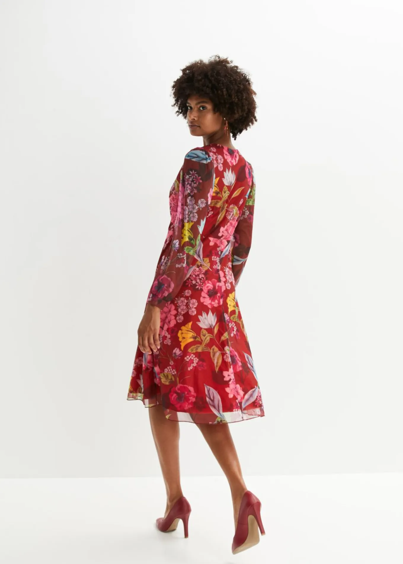 Vestido midi de malla ligera
