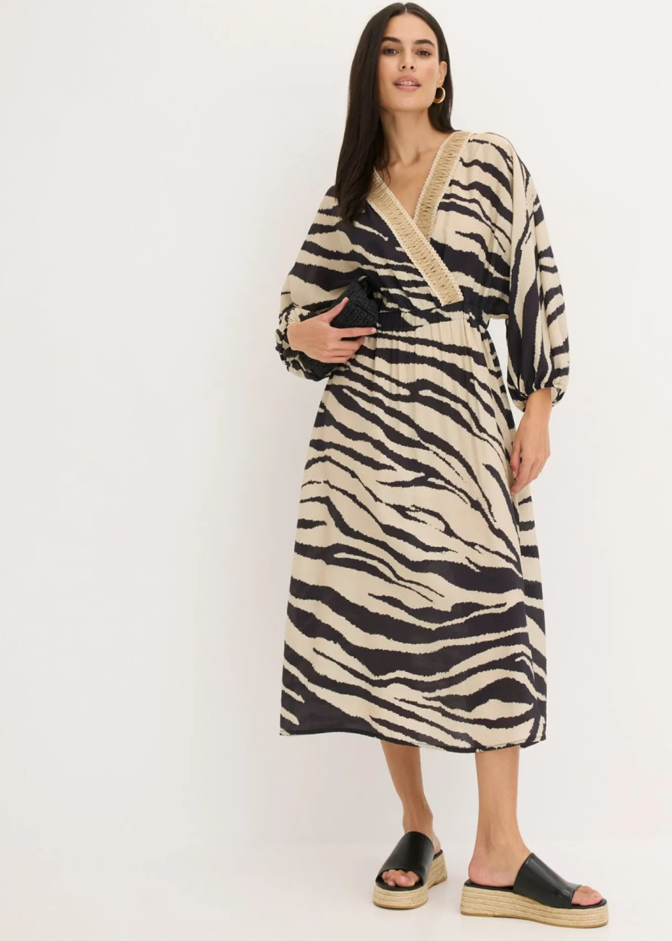 Vestido midi de mezcla de viscosa fluida