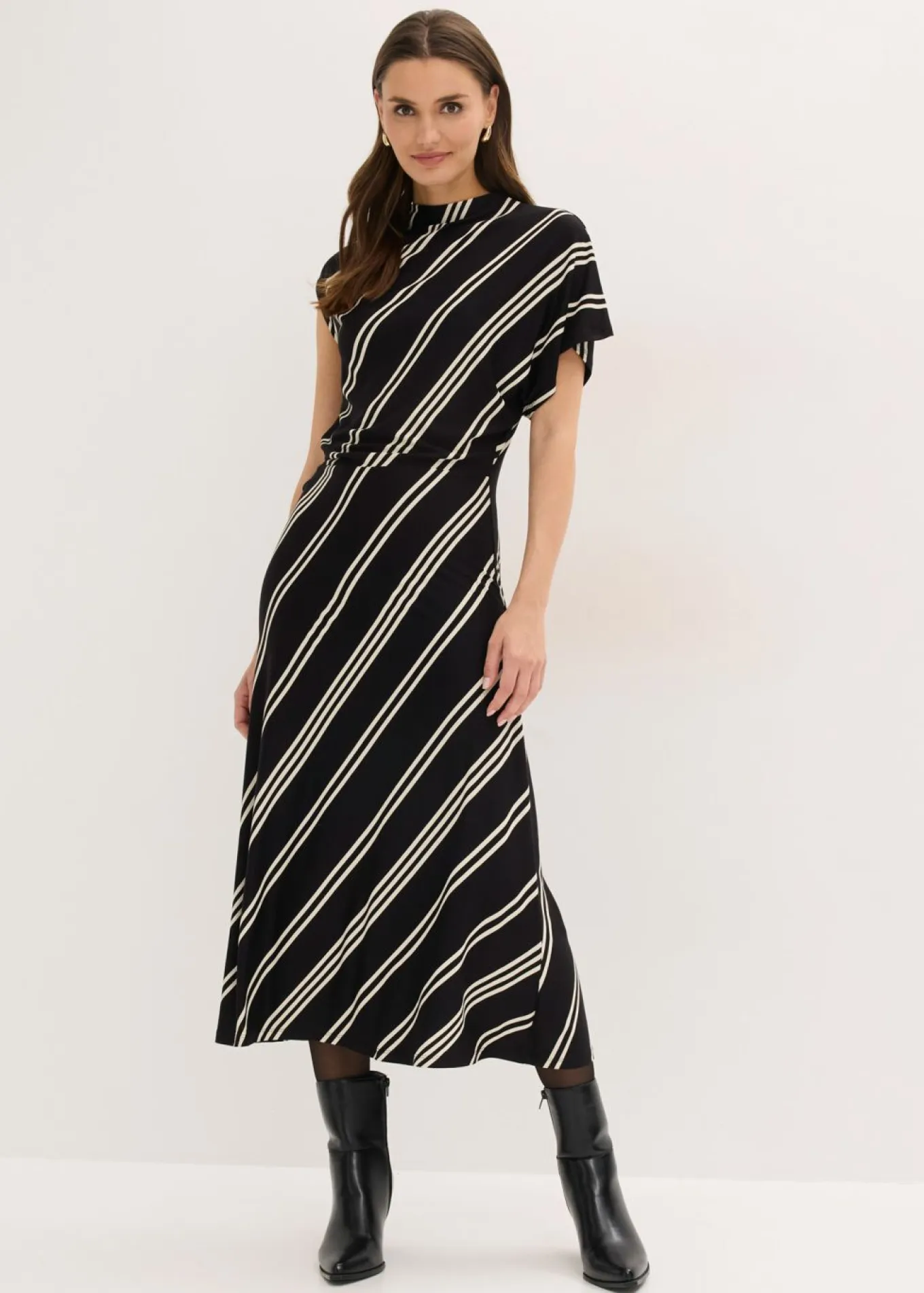 Vestido midi de mezcla de viscosa suave