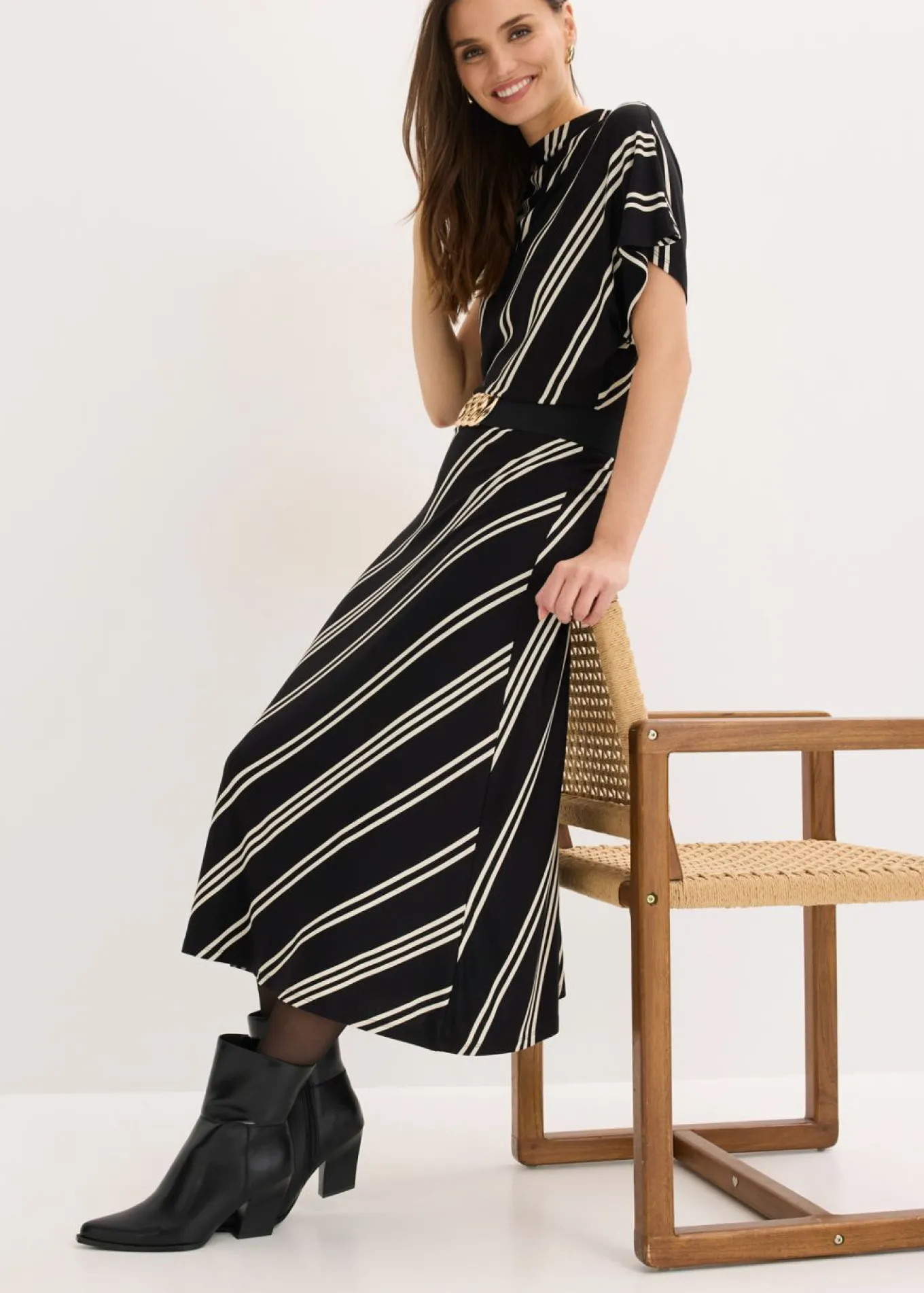 Vestido midi de mezcla de viscosa suave
