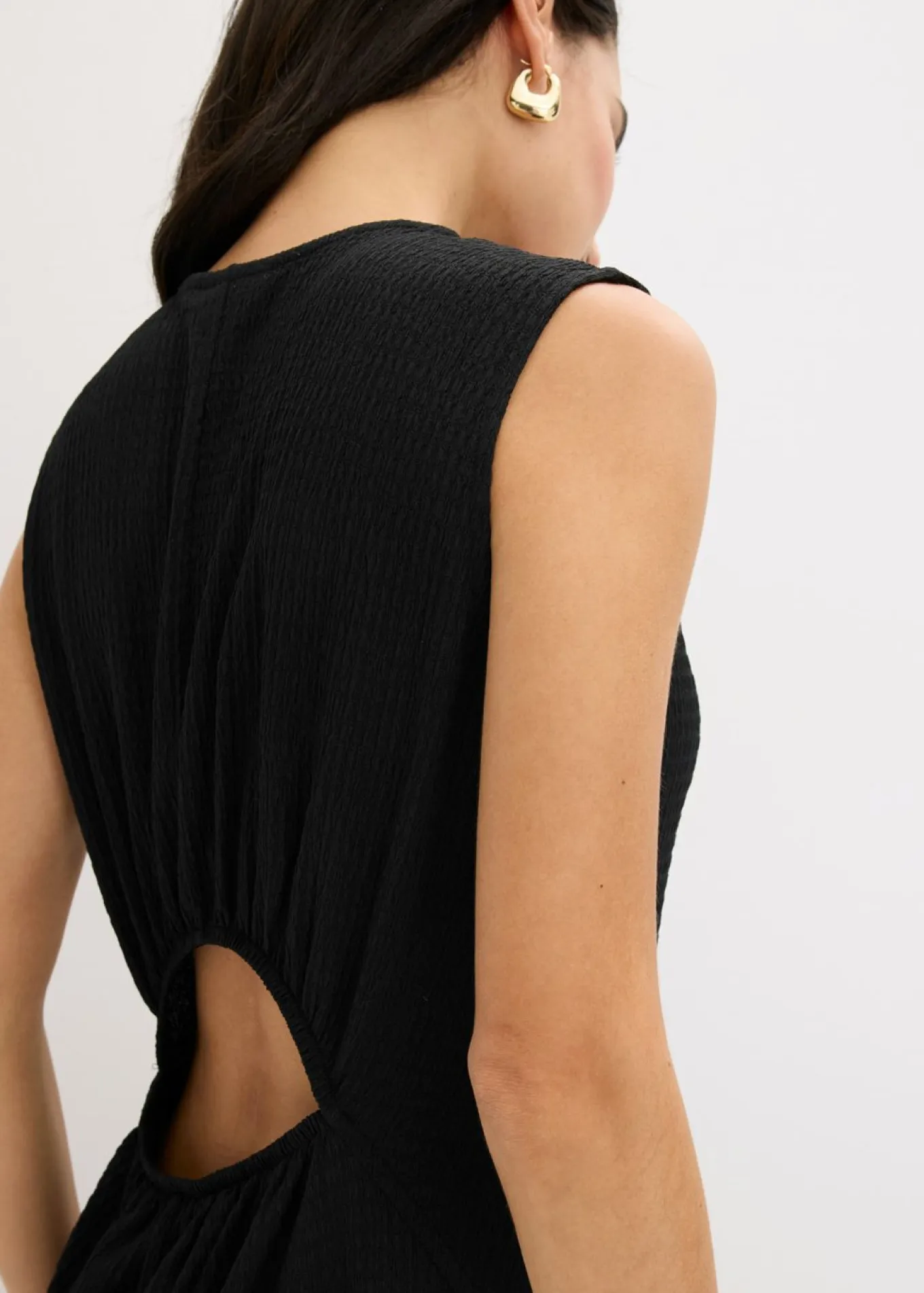 Vestido midi de punto estructurado con escote en la espalda