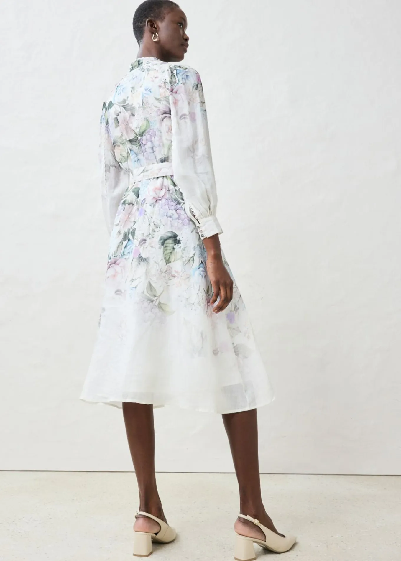 Vestido midi de ramio (conjunto de 2 piezas con cinturón)