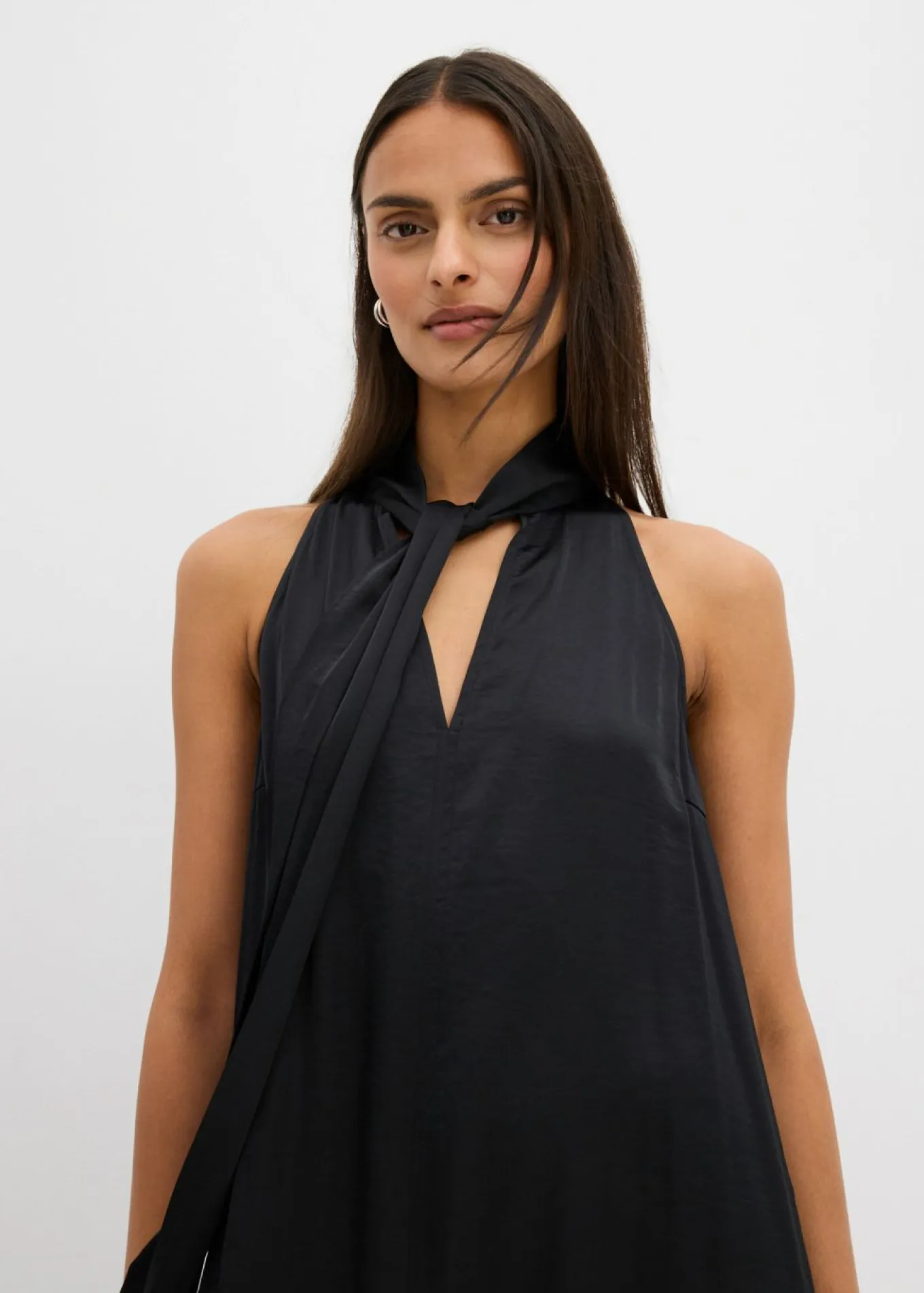 Vestido midi de satén de mezcla de viscosa