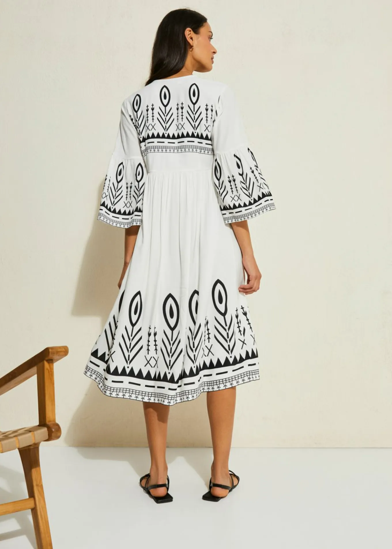 Vestido midi de viscosa fluida