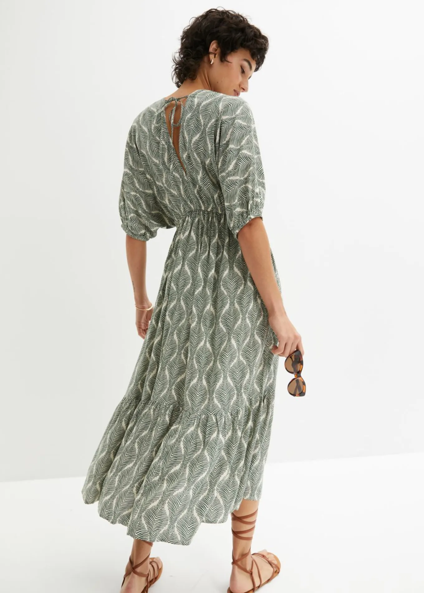 Vestido midi de viscosa fluida