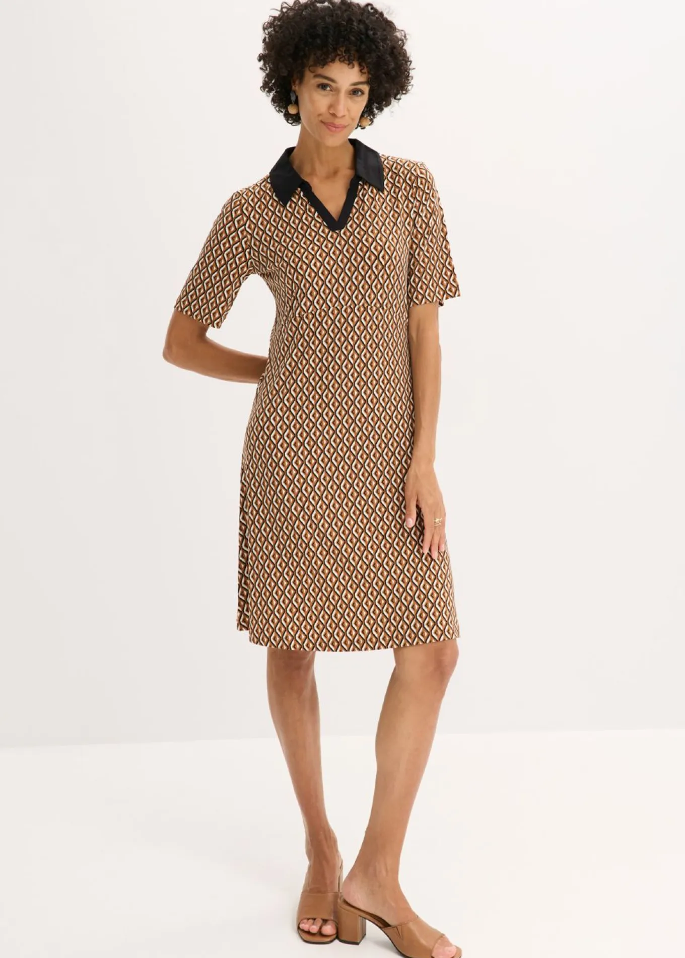Vestido midi tipo polo