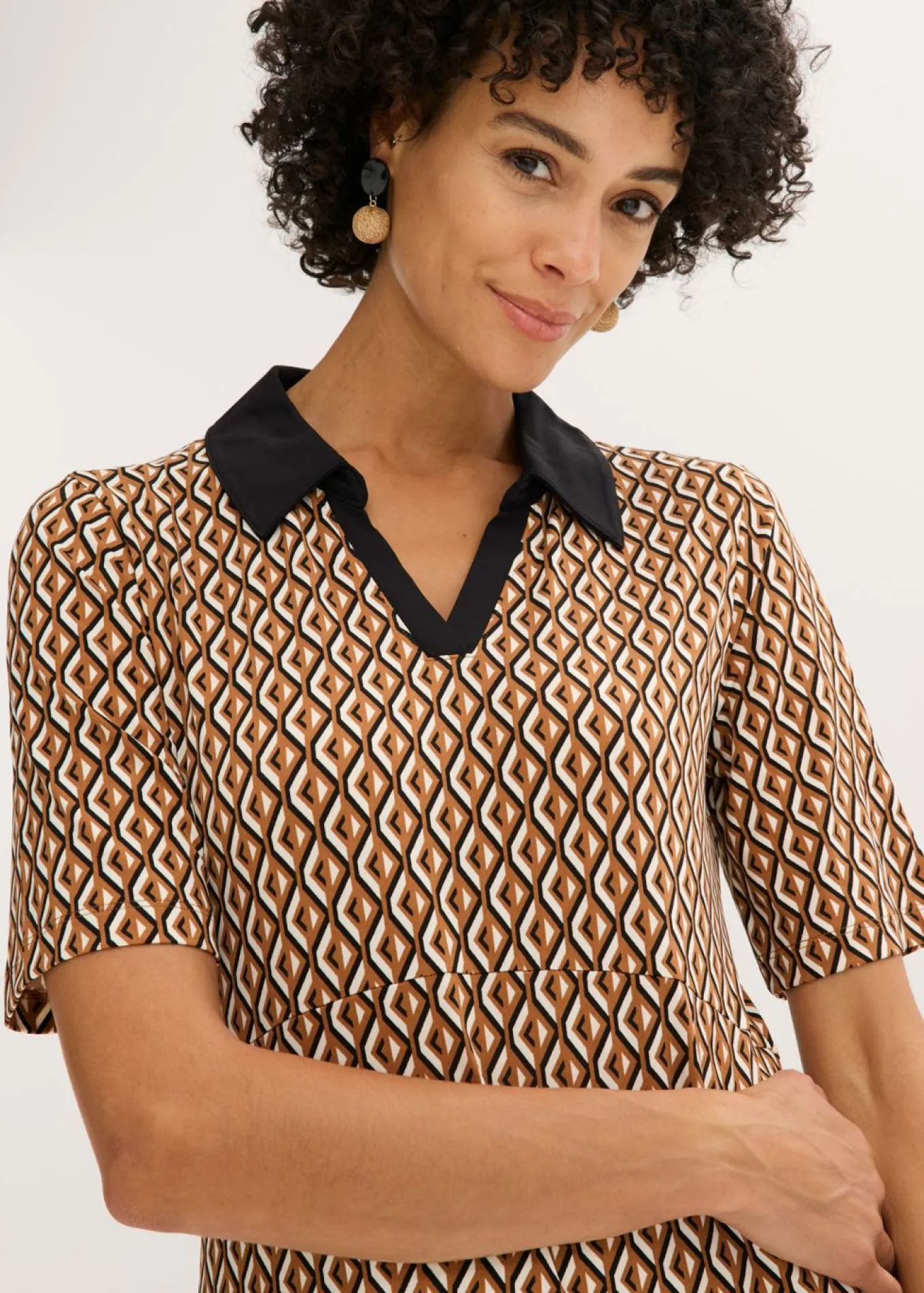 Vestido midi tipo polo