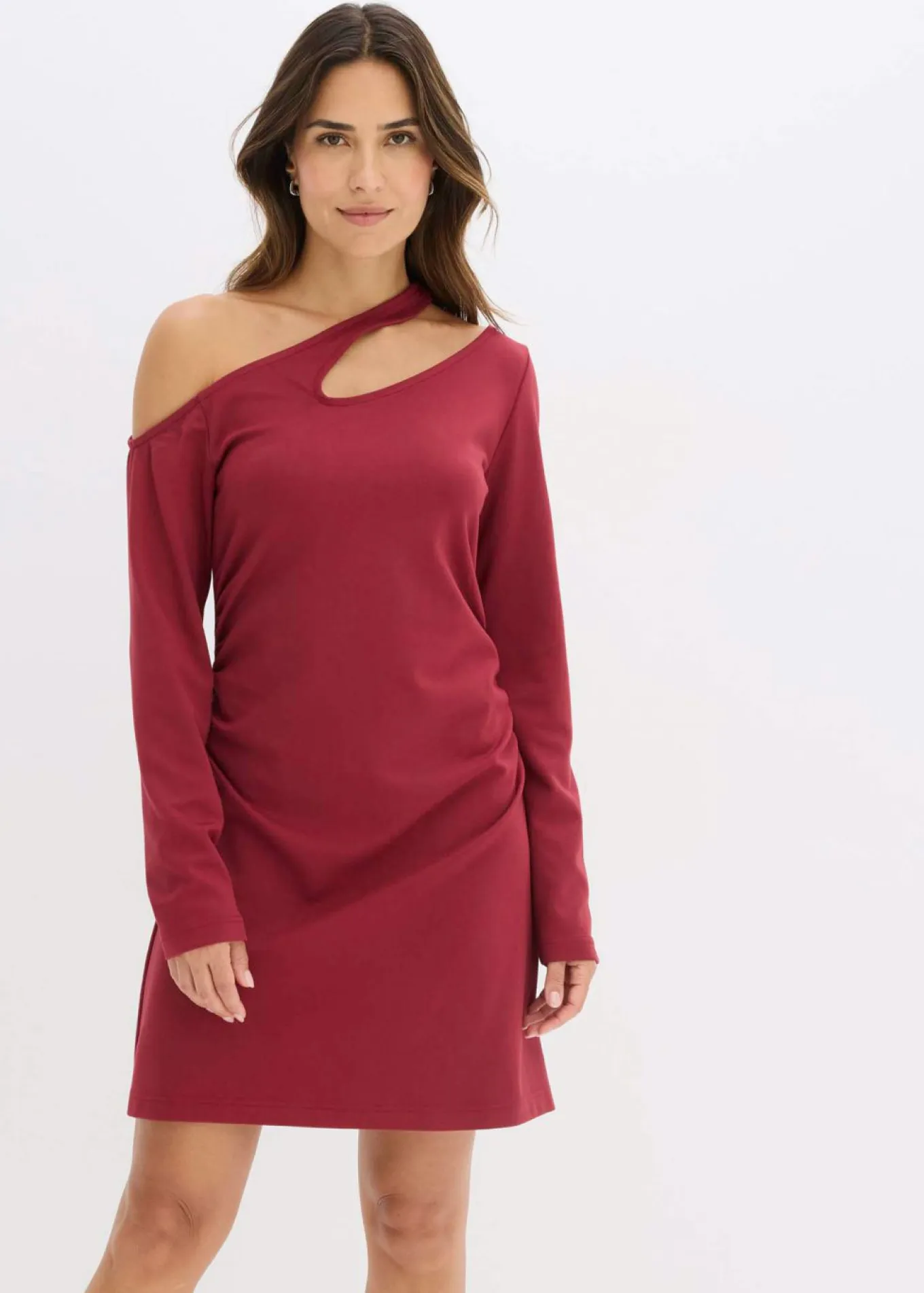 Vestido mini con aberturas