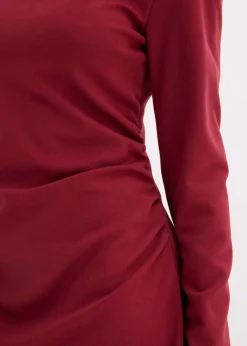 Vestido mini con aberturas