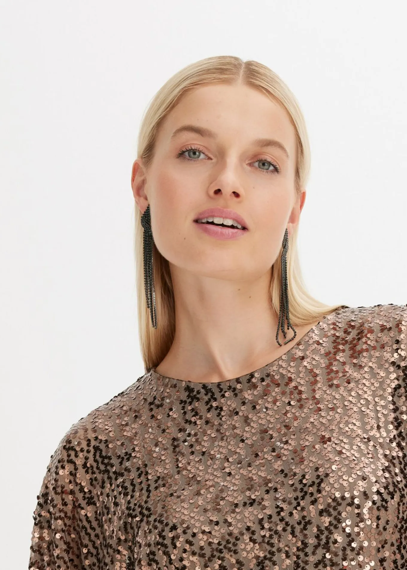 Vestido oversize de lentejuelas