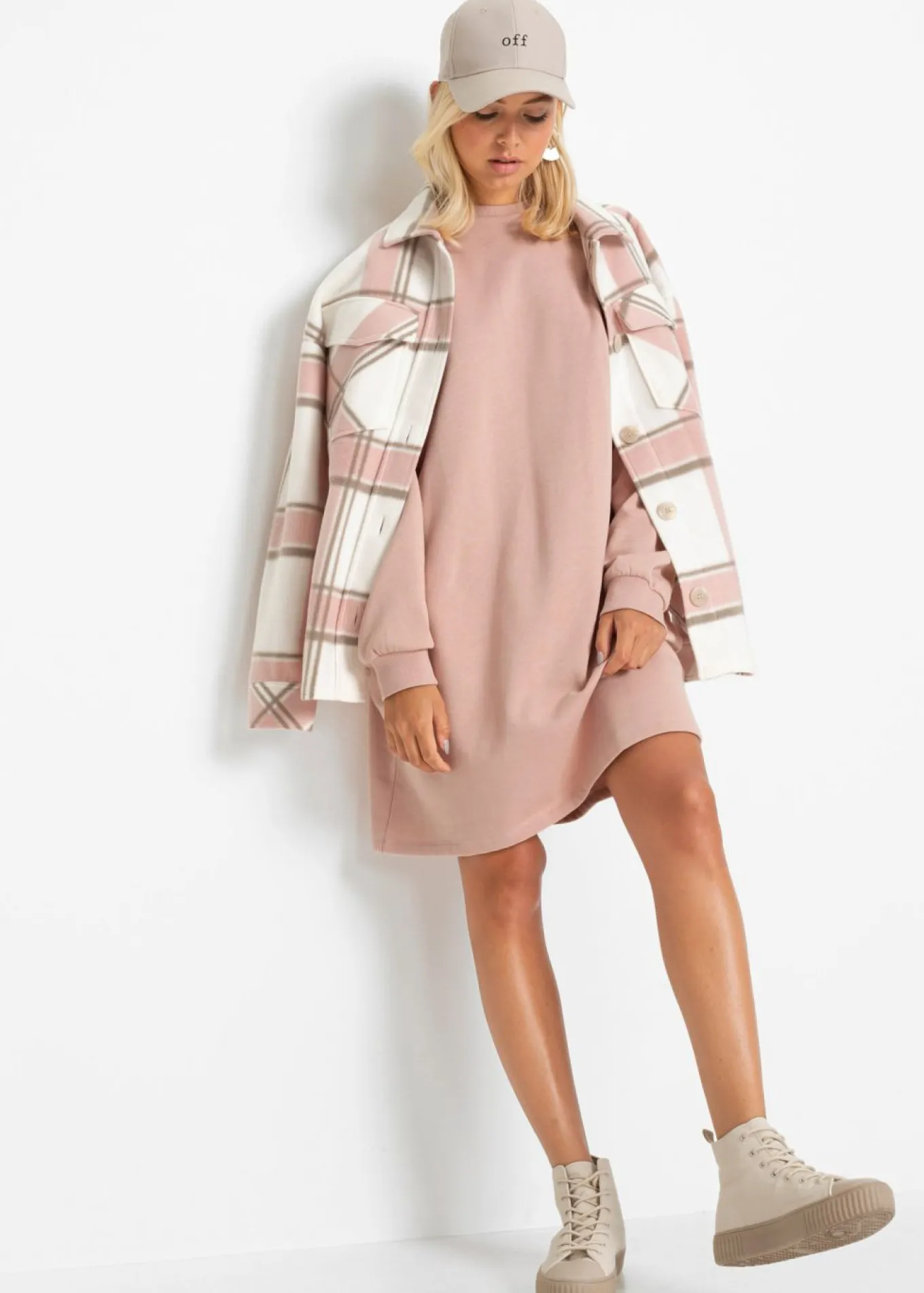 Vestido oversize tipo sudadera
