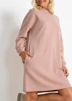 Vestido oversize tipo sudadera