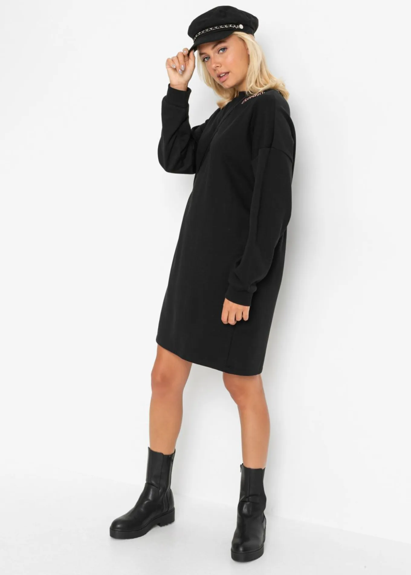 Vestido oversize tipo sudadera