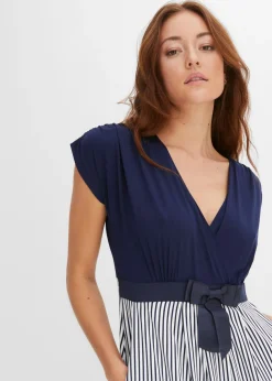 Vestido peplum con lazo en la cintura