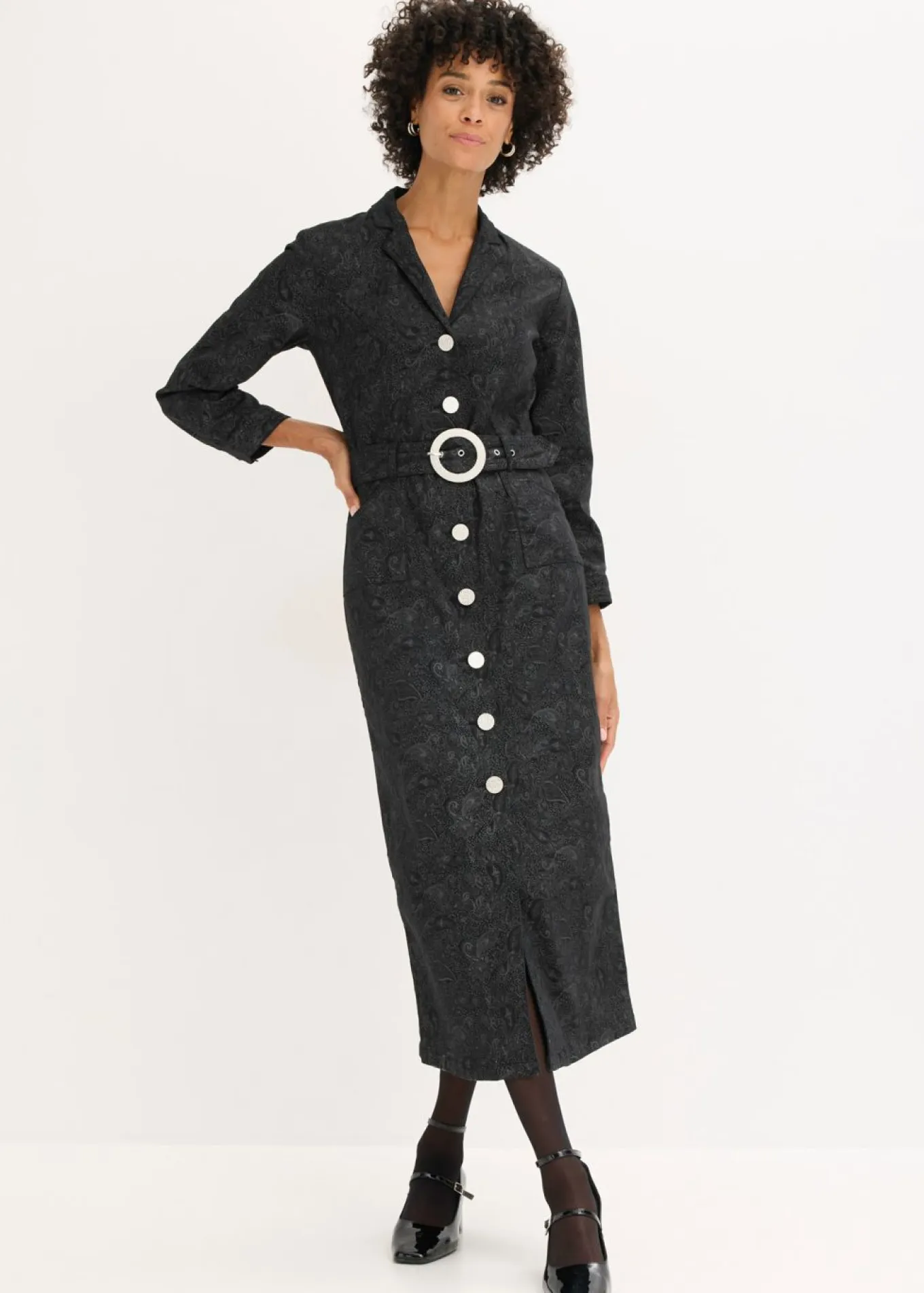 Vestido tipo americana con falda acampanada