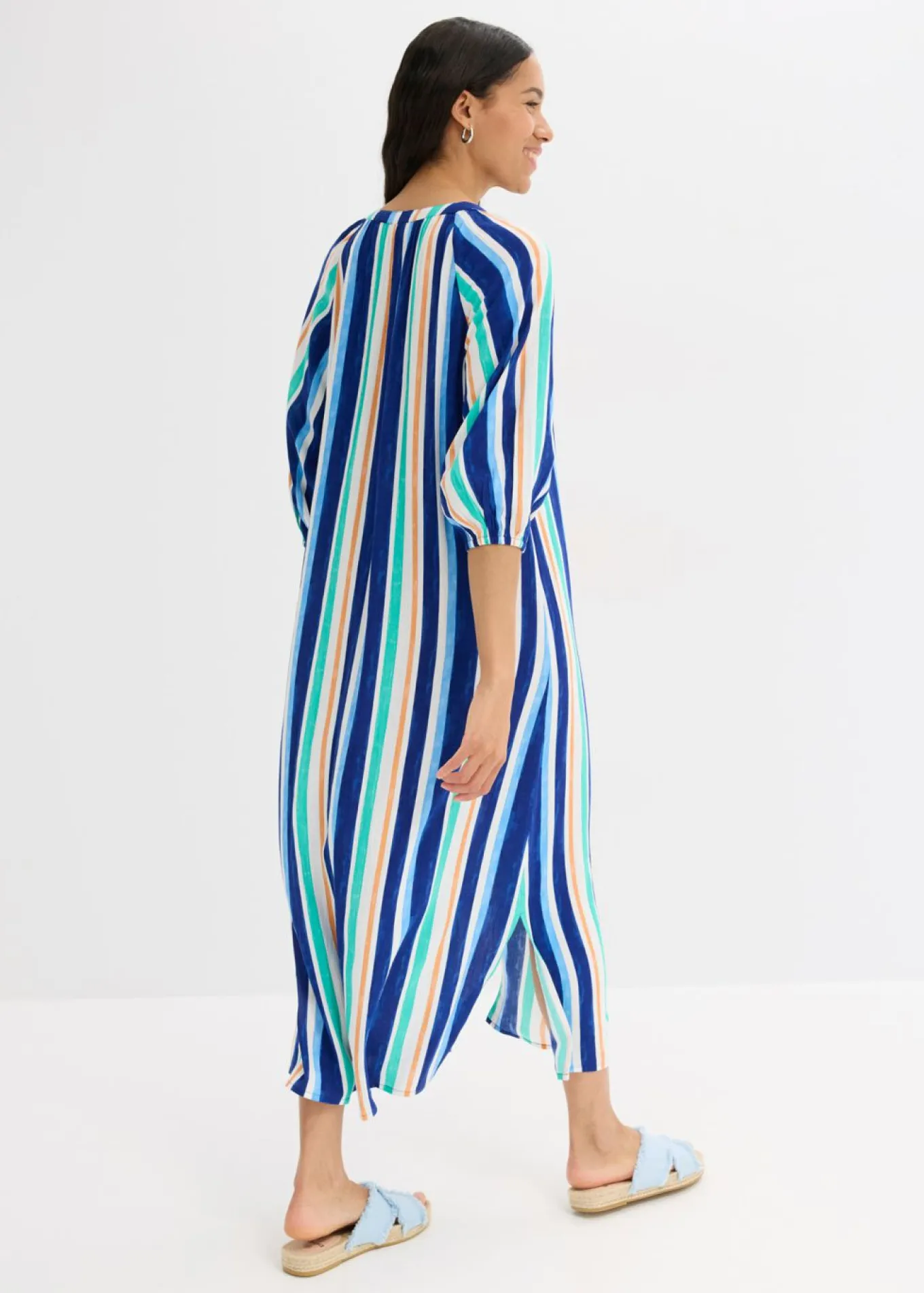 Vestido tipo caftán de viscosa estructurada de rayas