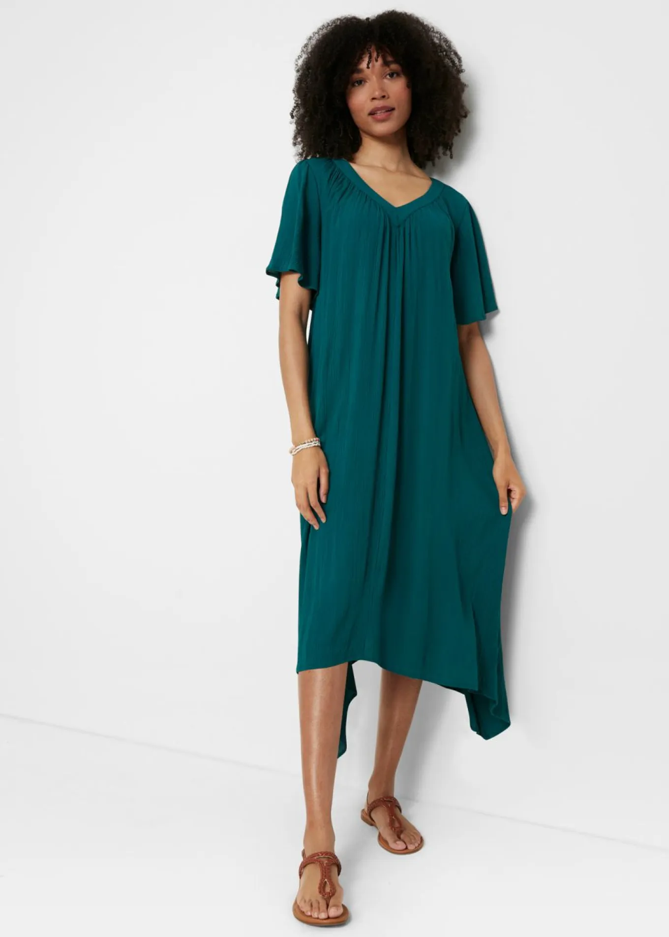 Vestido tipo caftán en tejido de crepé