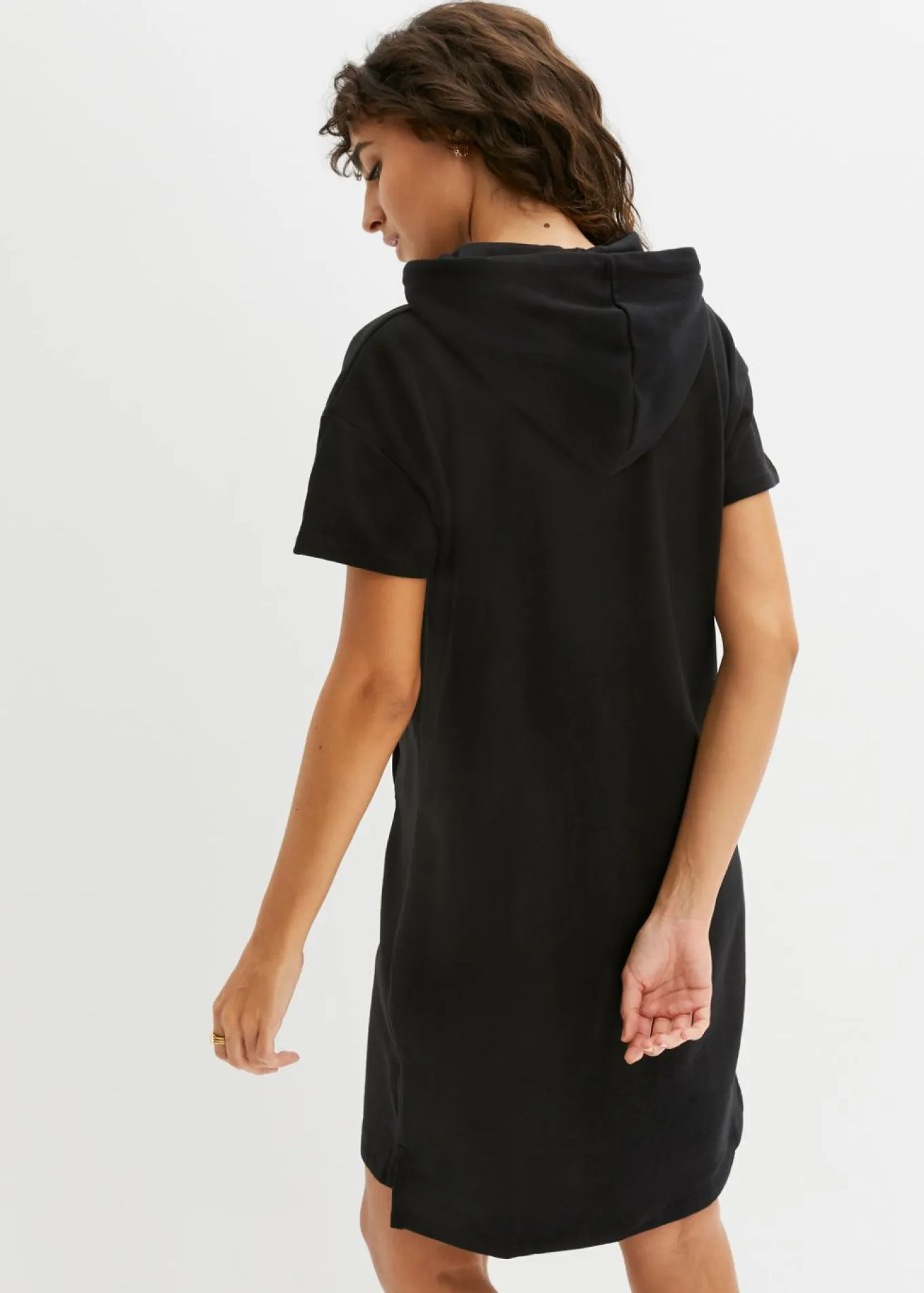 Vestido tipo sudadera con capucha