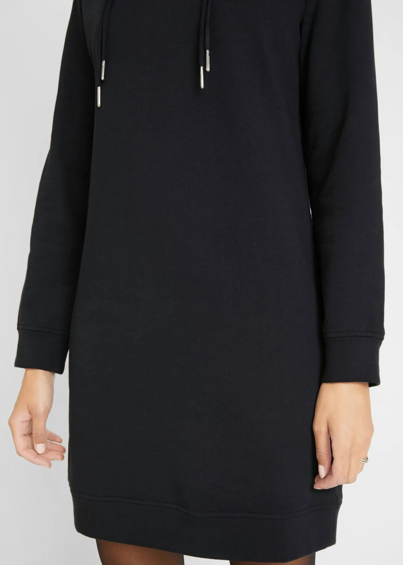 Vestido tipo sudadera con capucha