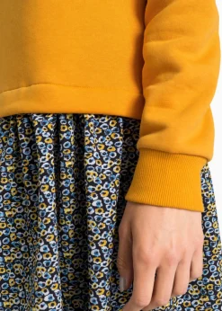 Vestido tipo sudadera con aspecto 2 en 1