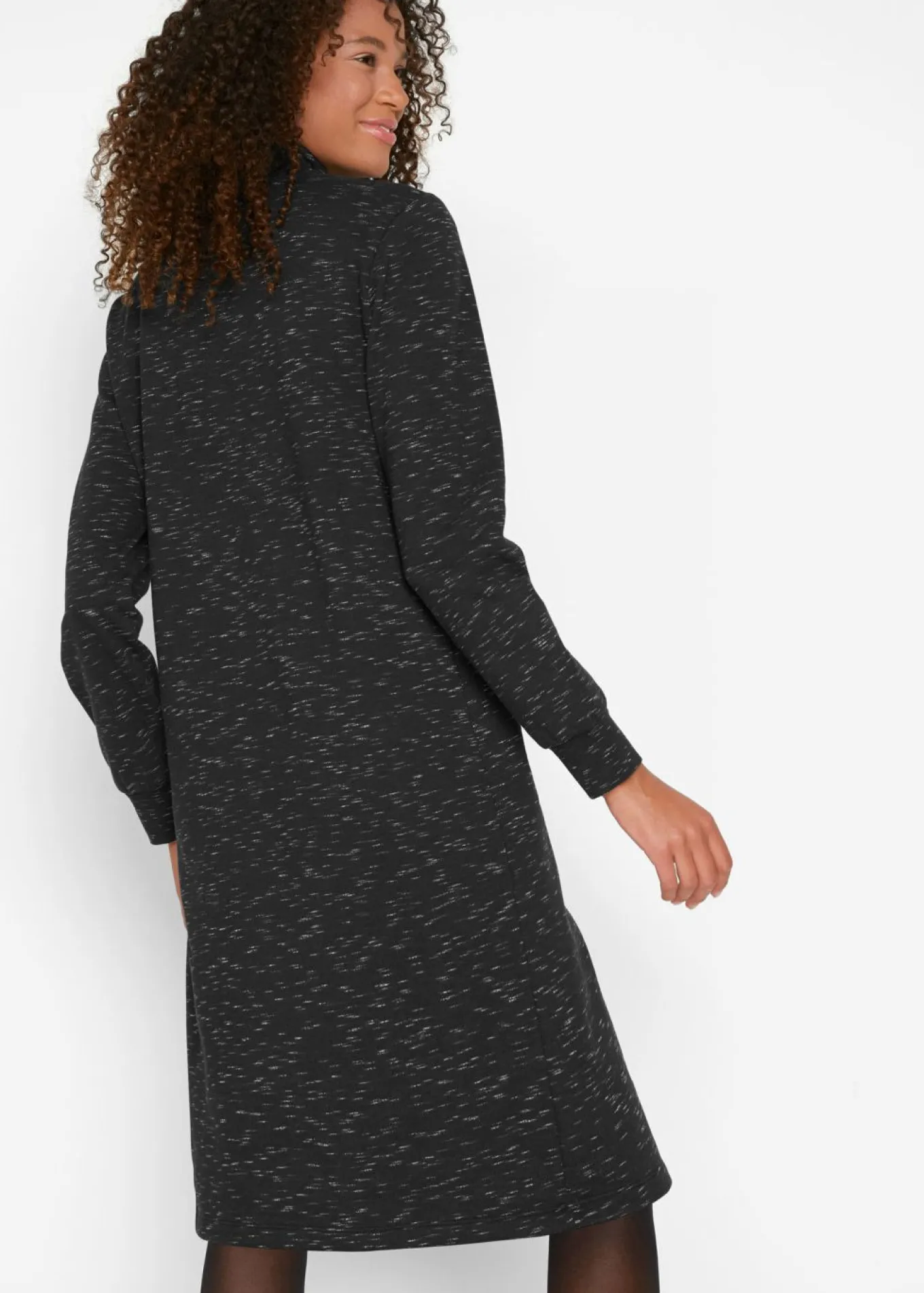 Vestido tipo sudadera con cuello troyer