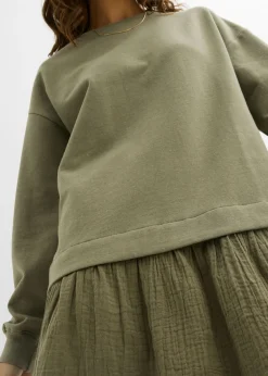 Vestido tipo sudadera con falda
