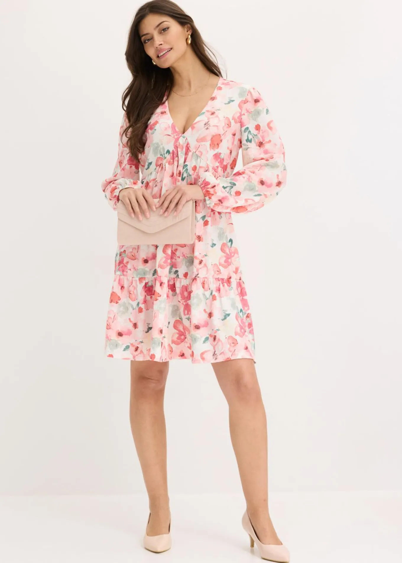 Vestido tipo túnica con falda acampanada