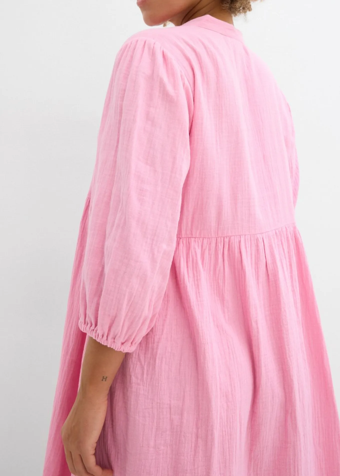 Vestido tipo túnica de muselina suave