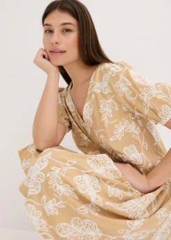 Vestido tipo túnica de viscosa vaporosa con bordado