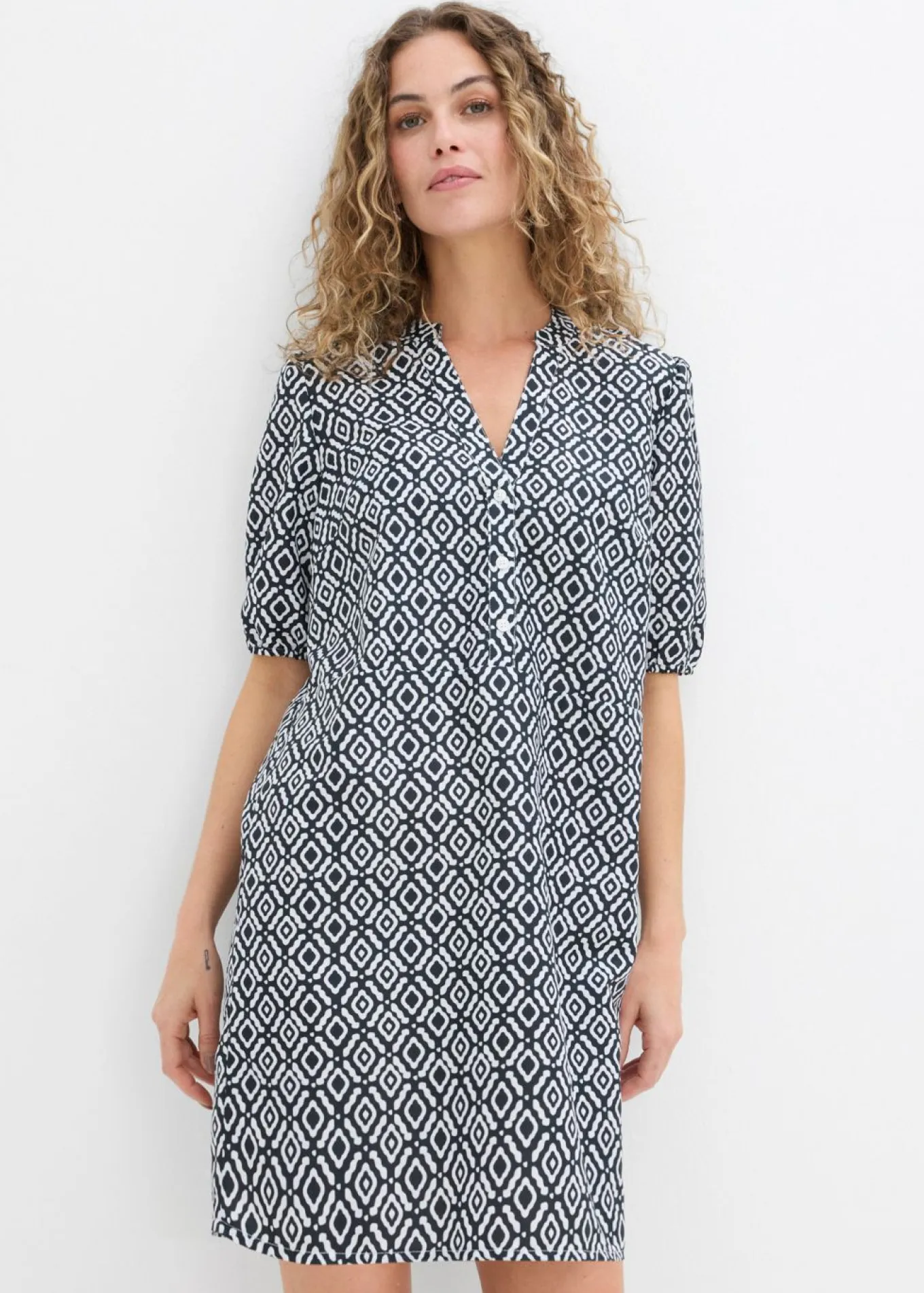 Vestido tipo túnica de viscosa fluida