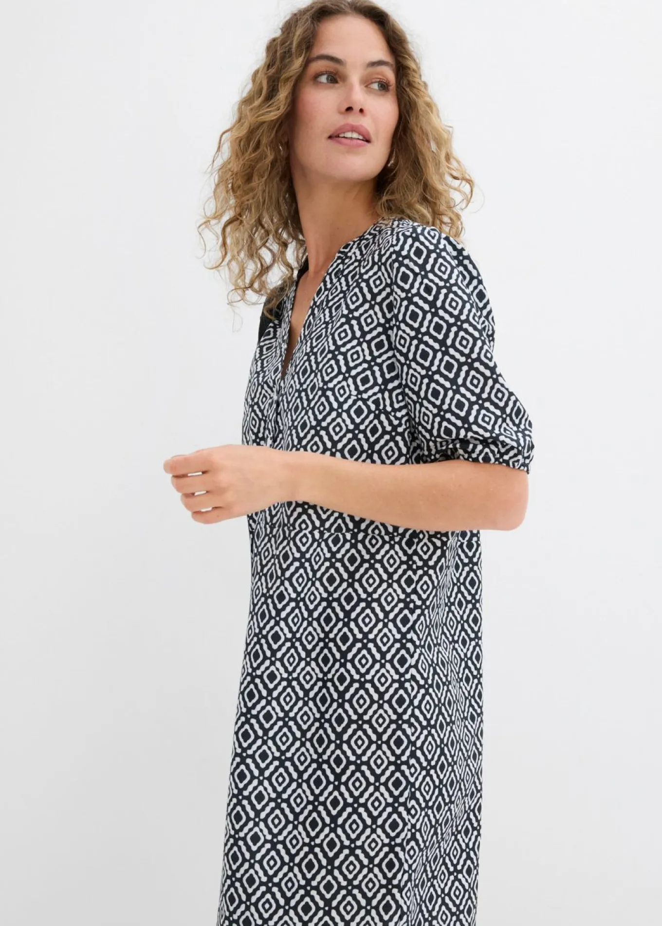 Vestido tipo túnica de viscosa fluida