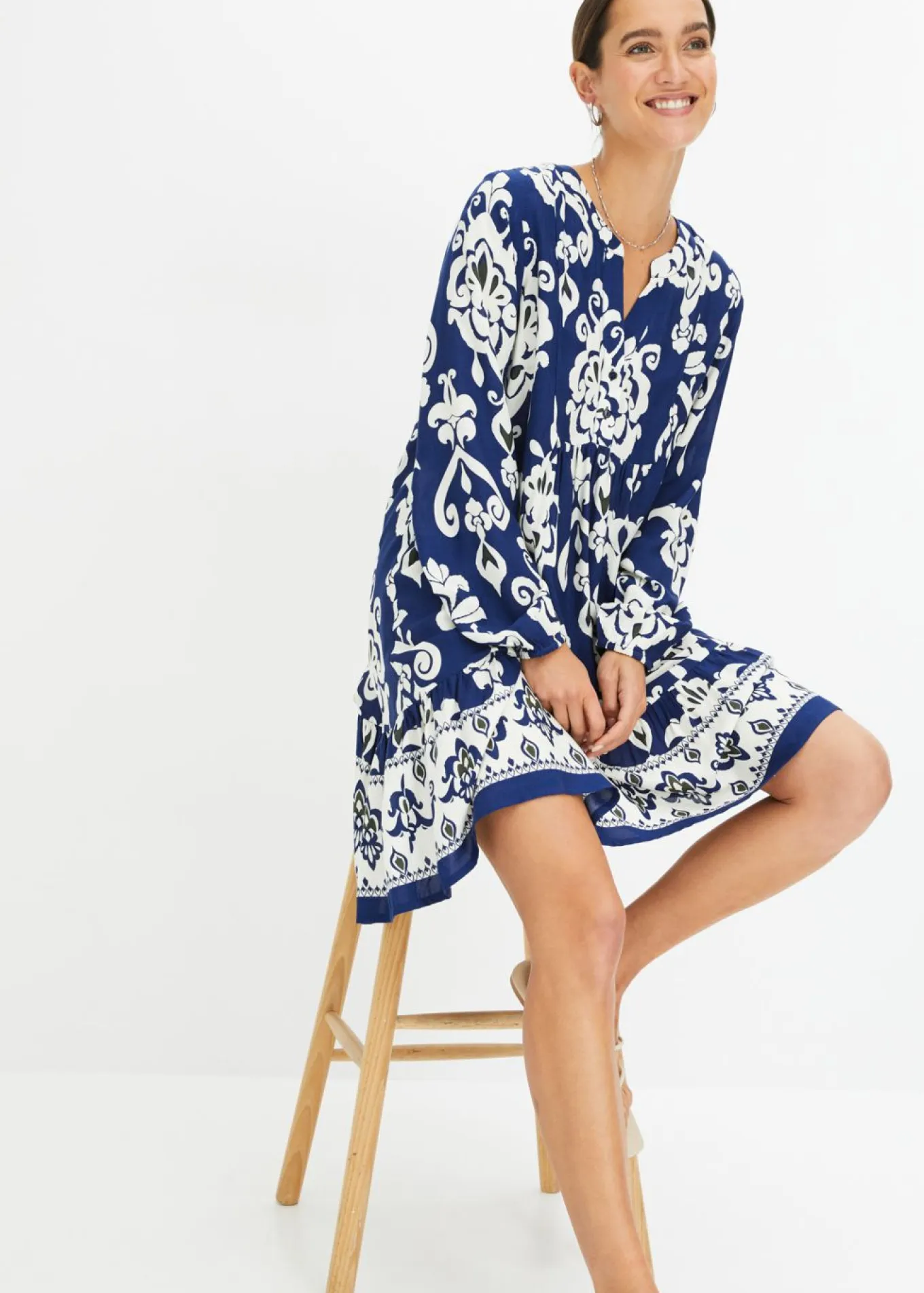 Vestido tipo túnica de viscosa fluida