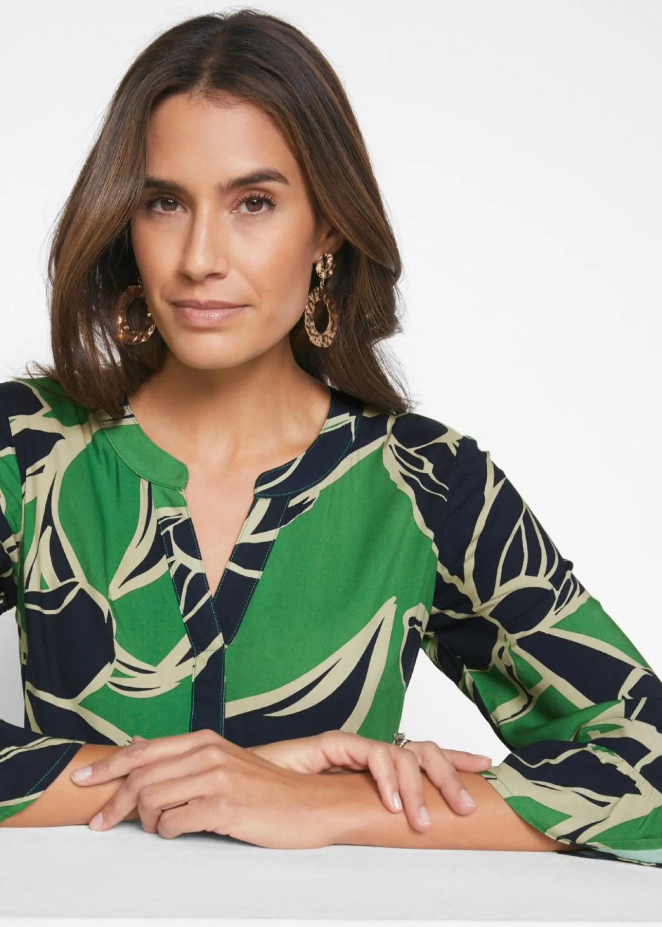 Vestido tipo túnica de viscosa fluida